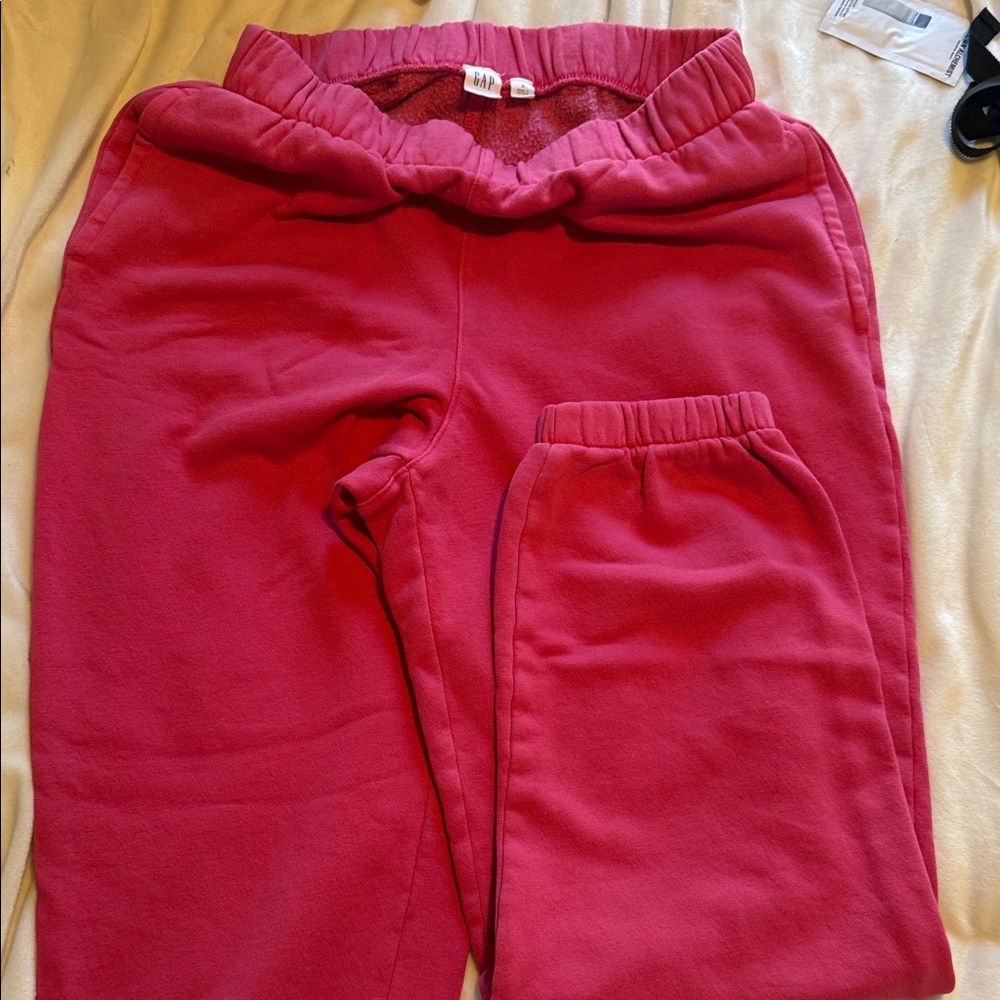 Gap pink women’s Sweatpants